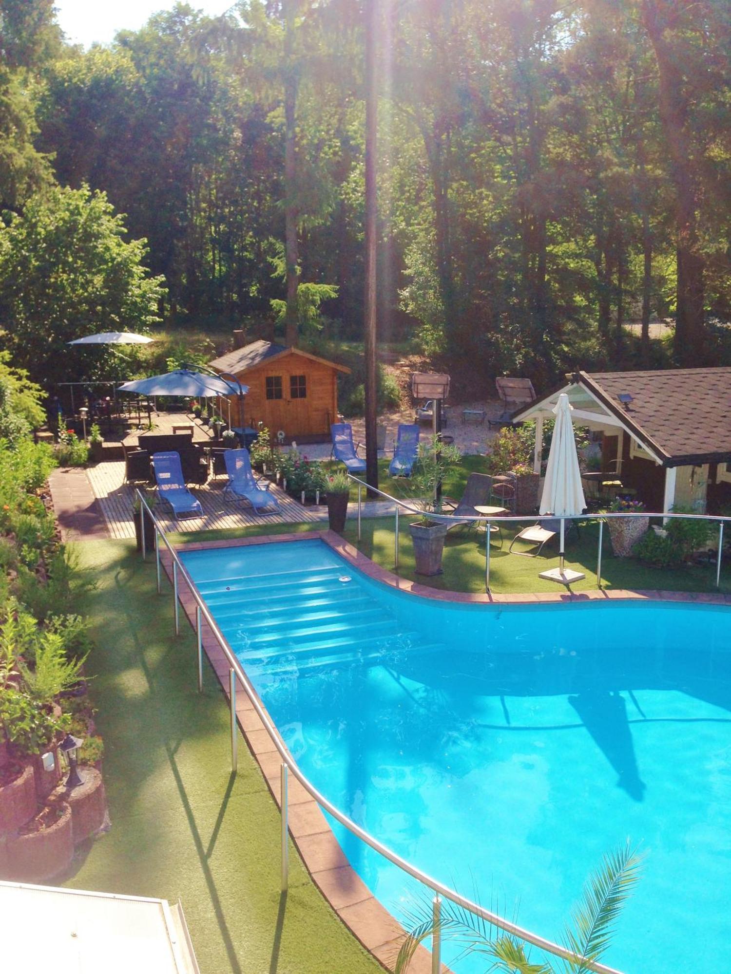 Hotel Sonnenhof Мерциг Экстерьер фото